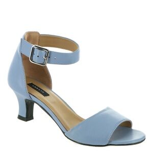 NWOB Array Praise d'Orsay low heel pump 9.5W